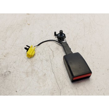 ENGANCHE CINTURON TRASERO IZQUIERDO LR075712 