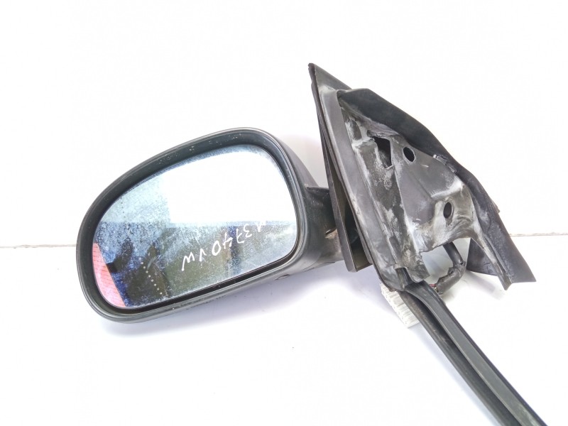 Recambio de retrovisor izquierdo para peugeot 406 berlina (s1/s2) srdt referencia OEM IAM 015001  