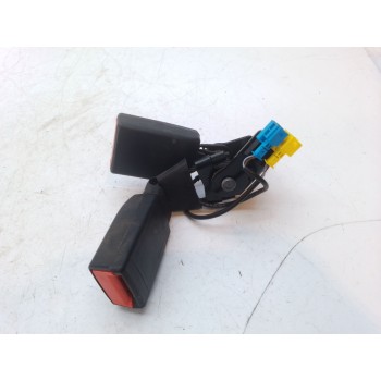 CINTURON SEGURIDAD TRASERO A1768600469 