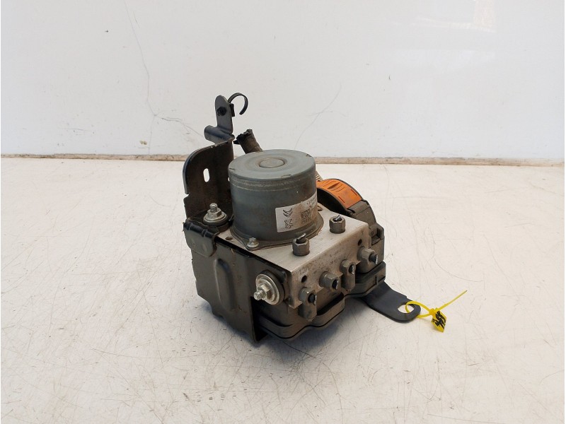 Recambio de abs para peugeot 3008 referencia OEM IAM 1647881180  
