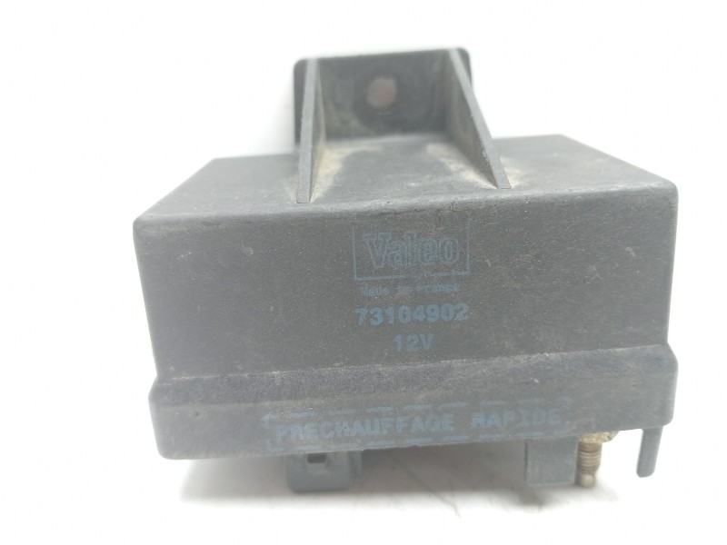 Recambio de caja precalentamiento para peugeot 306 berlina 3/5 puertas (s1) style d referencia OEM IAM 73104902  