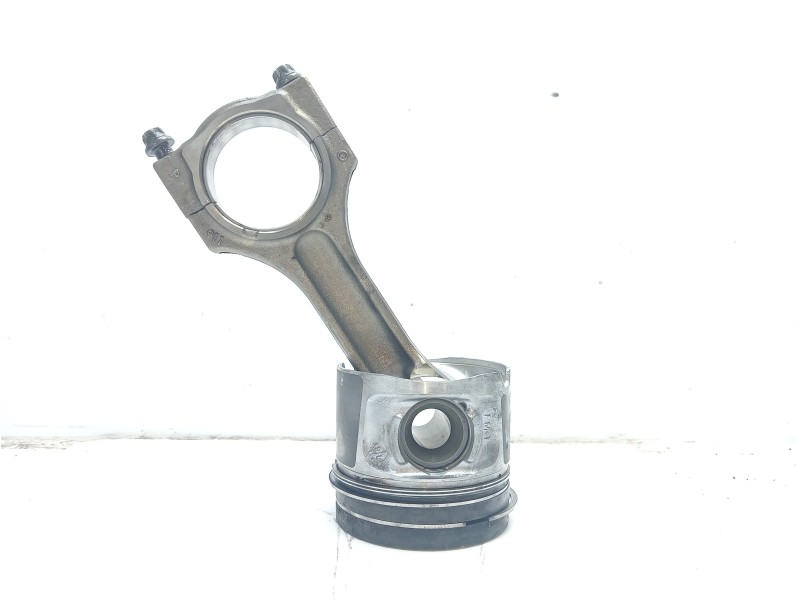 Recambio de piston para bmw serie 2 gran tourer (f46) 2.0 16v referencia OEM IAM 11257810825 N47D20C 