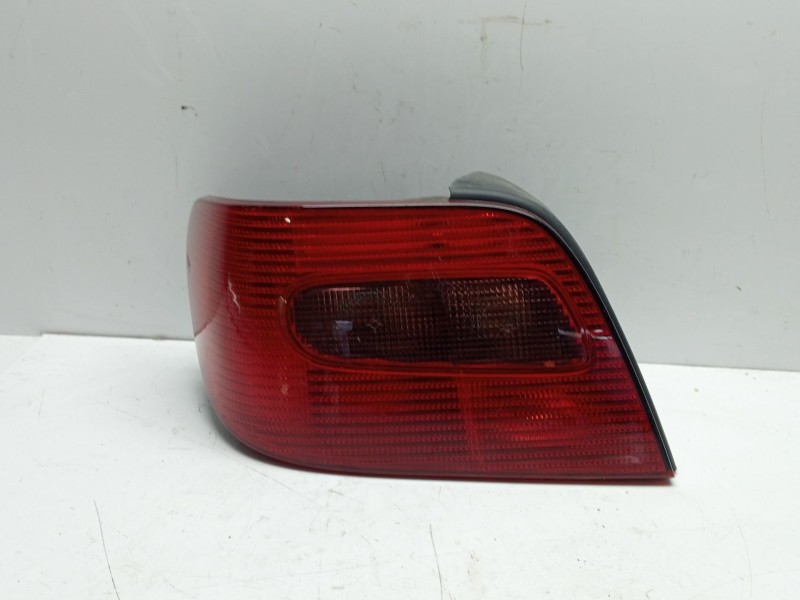 Recambio de piloto trasero izquierdo para citroën xsara (n1) 1.6 16v referencia OEM IAM 6350P0  
