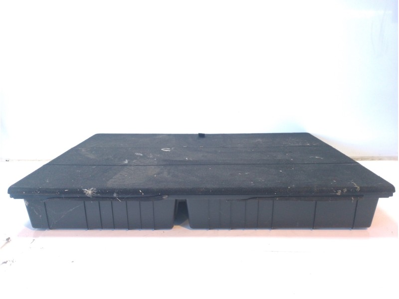Recambio de bandeja trasera para kia cee´d active referencia OEM IAM 85755J7320 86711J7350 