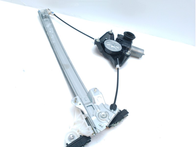 Recambio de elevalunas delantero derecho para toyota yaris 1.5 16v cat referencia OEM IAM 85710K0020  