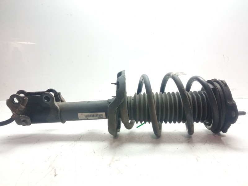 Recambio de amortiguador delantero derecho para kia niro referencia OEM IAM 54661G5200 54630G5050 