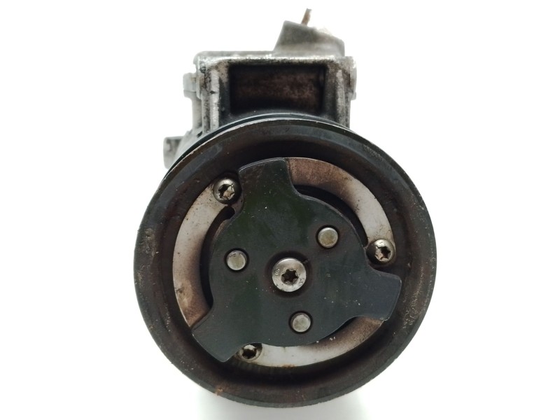 Recambio de compresor aire acondicionado para seat leon (1p1) 1.6 tdi referencia OEM IAM 5N0820803 5N0820803A R134A