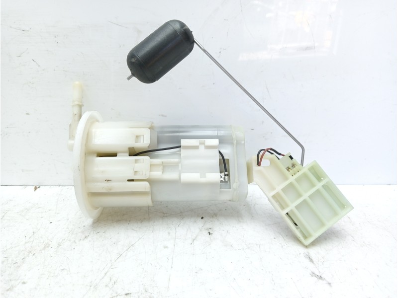 Recambio de bomba combustible para suzuki v-strom 650 referencia OEM IAM 1510028K00  