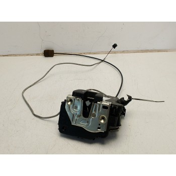 CERRADURA PUERTA DELANTERA DERECHA A2037200835 