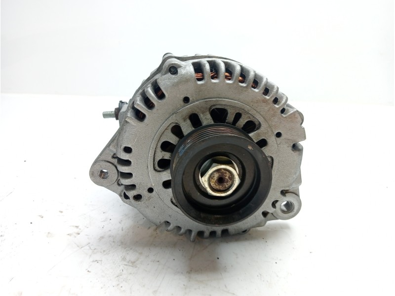 Recambio de alternador para nissan maxima qx (a32) 2.0 v6 24v cat referencia OEM IAM 231002Y000  
