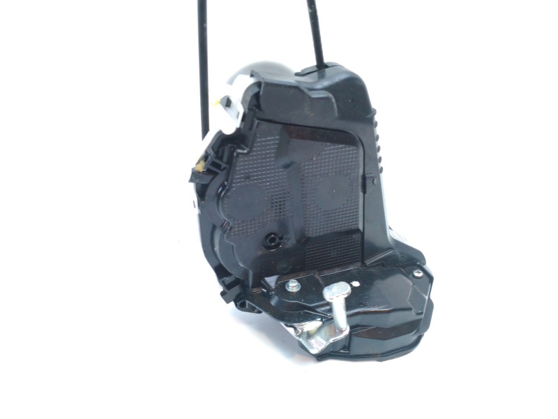 Recambio de cerradura puerta trasera izquierda para toyota yaris referencia OEM IAM 69060K0030  