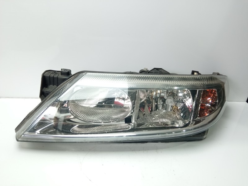Recambio de faro izquierdo para renault laguna ii grandtour (kg0) dynamique referencia OEM IAM 7701474502 8200002845 89004687
