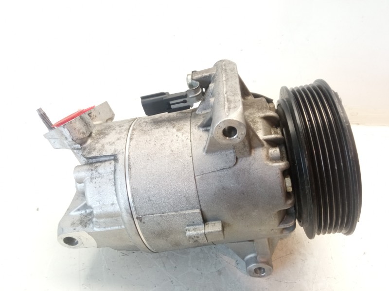 Recambio de compresor volumetrico para volvo v40 kinetic referencia OEM IAM 31291251 31291251 068371093B4