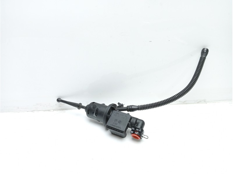 Recambio de bombin embrague para volkswagen golf vi (5k1) advance referencia OEM IAM 1K0721388Q  