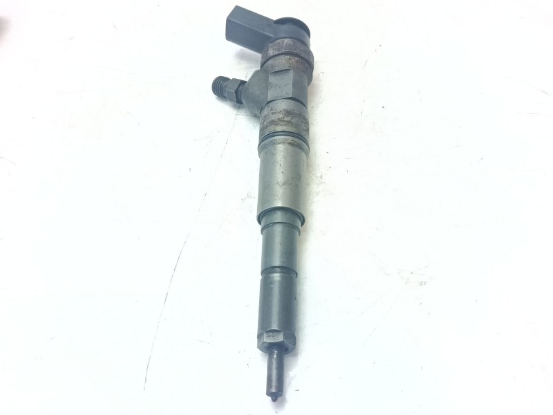 Recambio de inyector para bmw serie 5 berlina (e60) 520d referencia OEM IAM 13537793836  0445110131