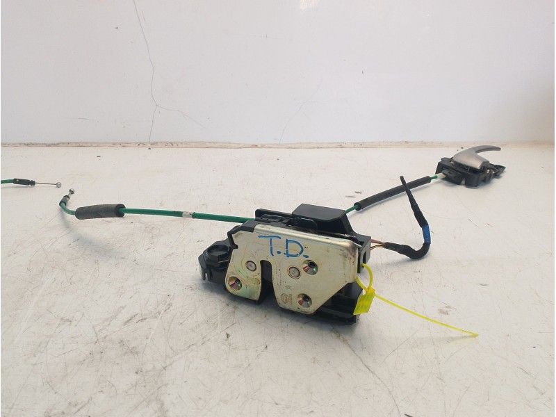 Recambio de cerradura puerta trasera derecha para hyundai i30 (gd) 1.4 crdi referencia OEM IAM 81420A6000  