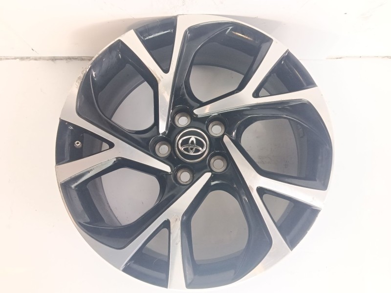 Recambio de llanta para toyota c-hr referencia OEM IAM 42611F4040  