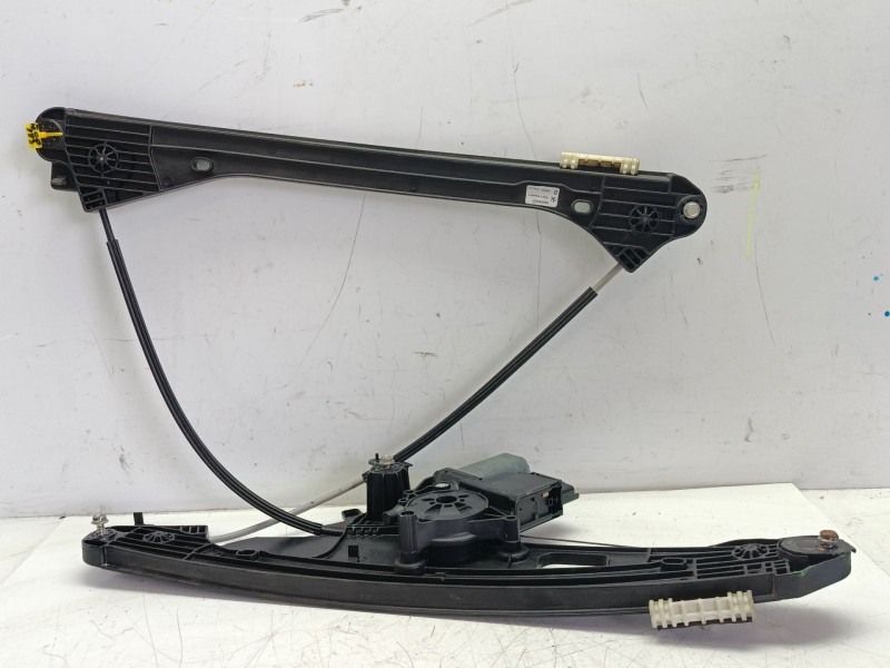 Recambio de elevalunas delantero derecho para peugeot 3008 referencia OEM IAM 9810488880  