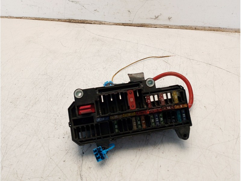 Recambio de caja reles / fusibles para bmw 7 (e65, e66, e67) 730 ld referencia OEM IAM 61136900583  