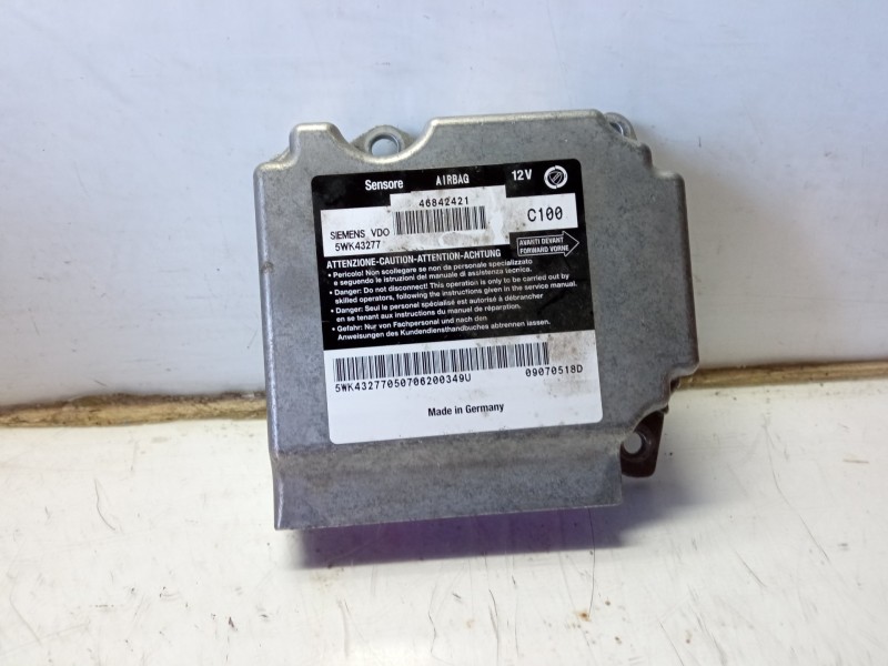 Recambio de centralita airbag para alfa romeo 147 (190) referencia OEM IAM 5WK43277  