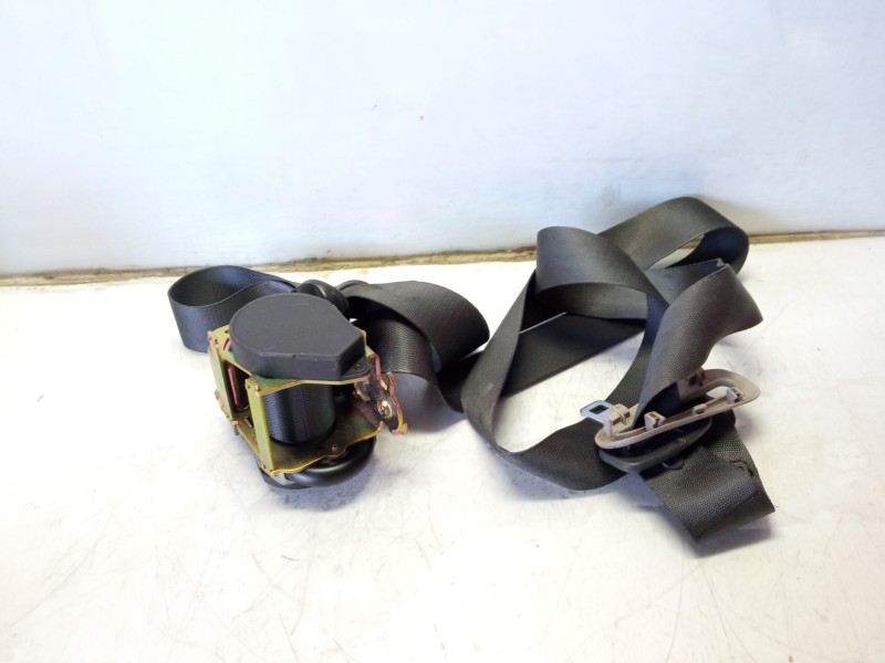 Recambio de cinturon seguridad trasero izquierdo para renault scenic ii grand luxe dynamique referencia OEM IAM 8200309237  