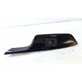 MANDO ELEVALUNAS DELANTERO DERECHO 74231F4090 74231F4050 / 74231F4010