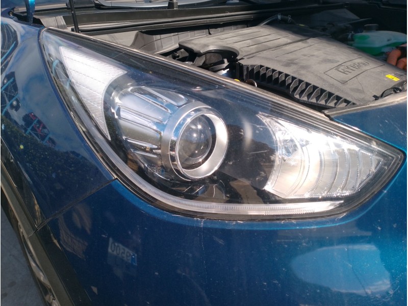 Recambio de faro derecho para kia niro referencia OEM IAM 92102G5000  