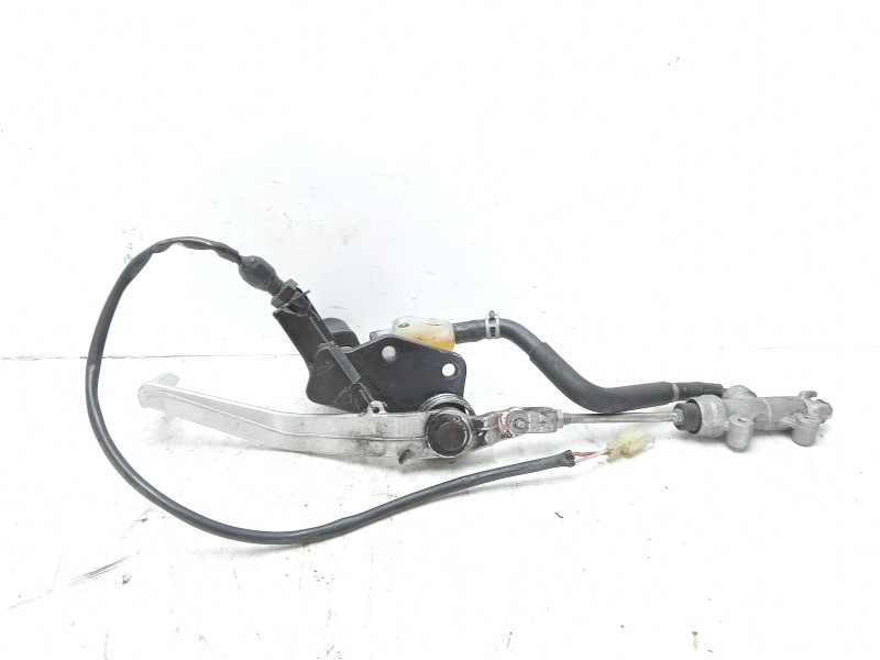 Recambio de bomba freno para suzuki v-strom 650 referencia OEM IAM 6960006G0  