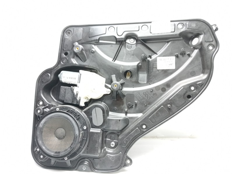 Recambio de motor elevalunas trasero derecho para volkswagen golf vi (5k1) advance referencia OEM IAM 5K4839730J 5K4839756L 