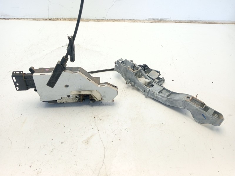 Recambio de cerradura puerta delantera derecha para peugeot 207 referencia OEM IAM 9136W6  