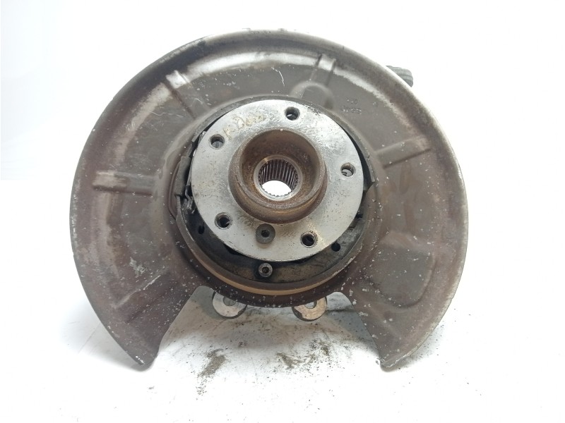 Recambio de mangueta trasera derecha para bmw serie 5 berlina (e60) 520d referencia OEM IAM 33326770906  