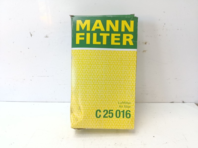 Recambio de filtro aire para hyundai veloster (fs) 1.6 gdi referencia OEM IAM C25016  