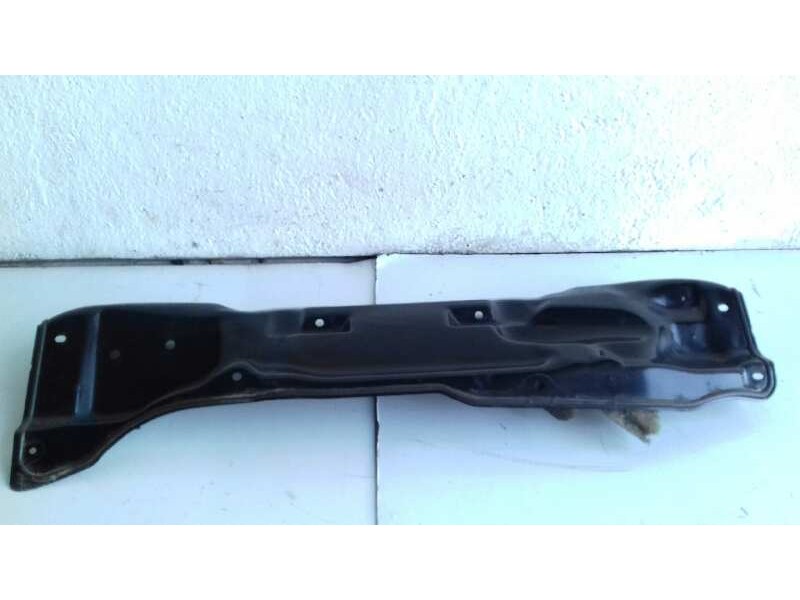Recambio de travesaño superior para skoda fabia like referencia OEM IAM 6RA805275  