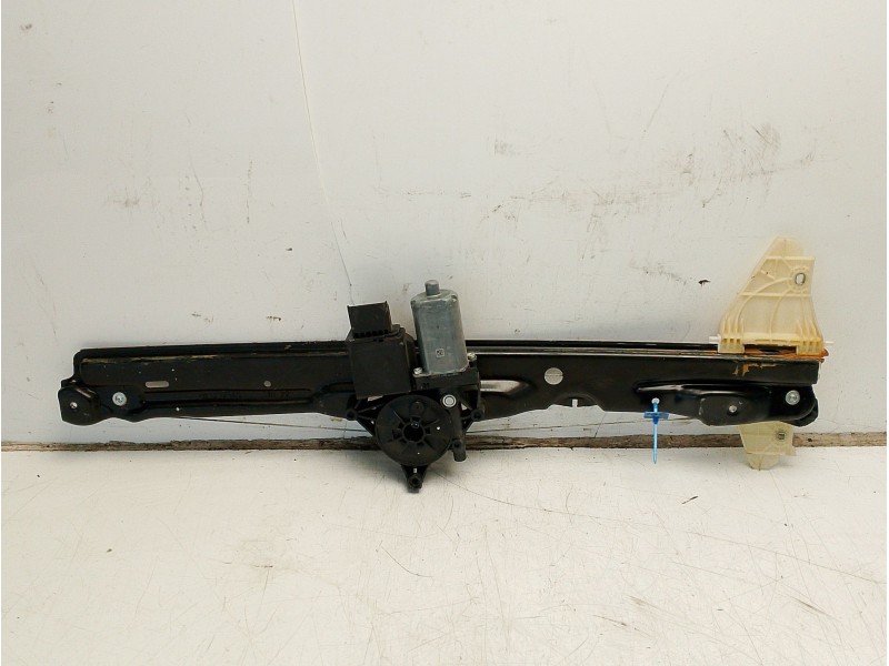 Recambio de elevalunas delantero izquierdo para toyota proace furgoneta (mdz_) 1.5 d4d (mdz8) referencia OEM IAM SU001A8091 9840
