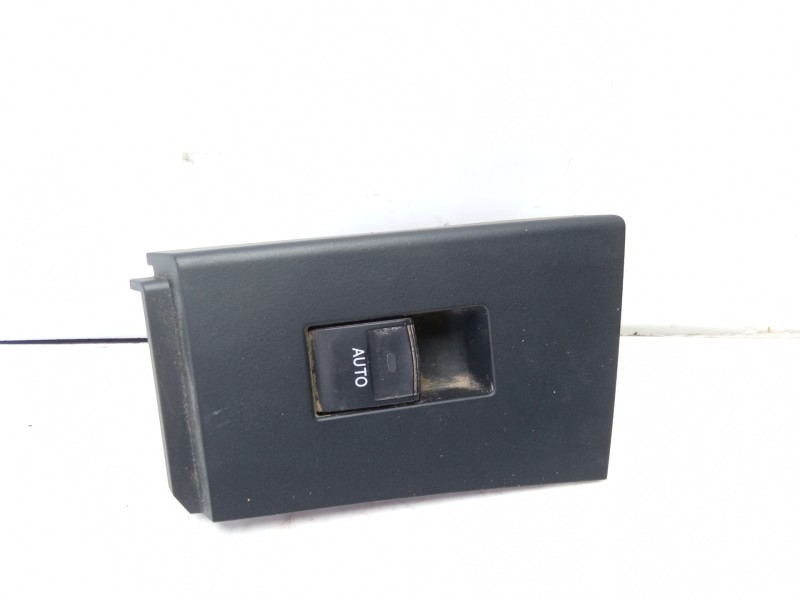 Recambio de mando elevalunas trasero derecho para toyota auris 2.0 d-4d cat referencia OEM IAM 7427102630  