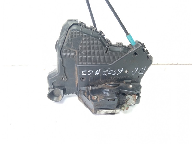 Recambio de cerradura puerta delantera derecha para toyota verso comfort referencia OEM IAM A046693  