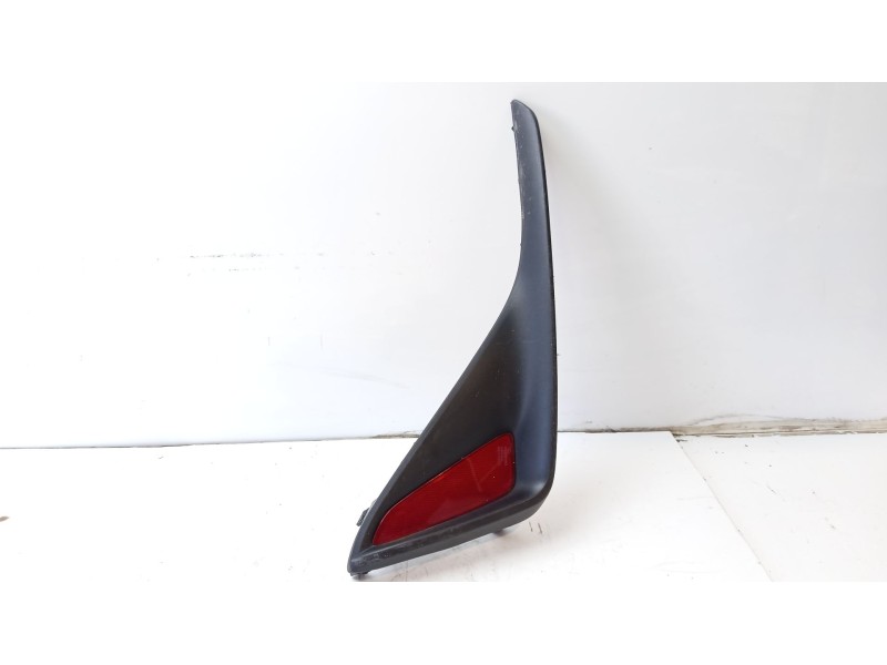 Recambio de reflector paragolpe trasero derecho para toyota c-hr referencia OEM IAM 52163F4100  52163F4020