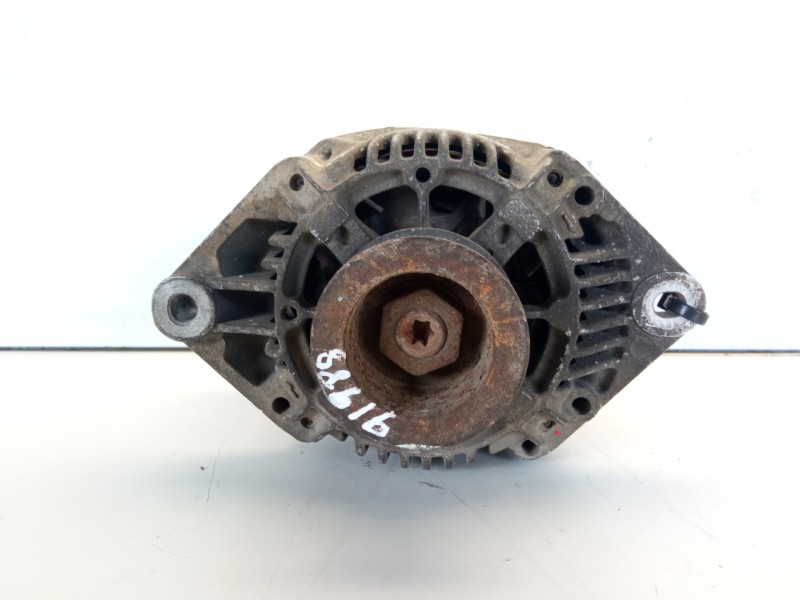 Recambio de alternador para renault master combi desde ´98 2.8 tdi referencia OEM IAM 7700300407  