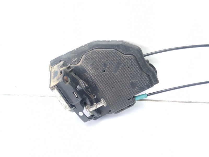 Recambio de cerradura puerta delantera izquierda para toyota verso comfort referencia OEM IAM A046693  