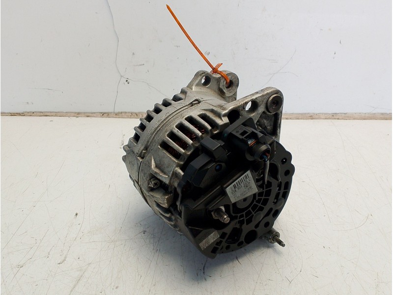 Recambio de alternador para seat ibiza iii (6l1) 1.9 sdi referencia OEM IAM 38903023L 14V90A 