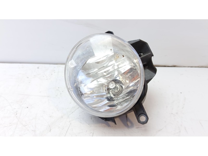 Recambio de faro antiniebla derecho para toyota avensis touring sports business advance referencia OEM IAM 8148105040  812100211