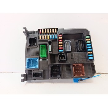 CAJA RELES / FUSIBLES 1617304880 