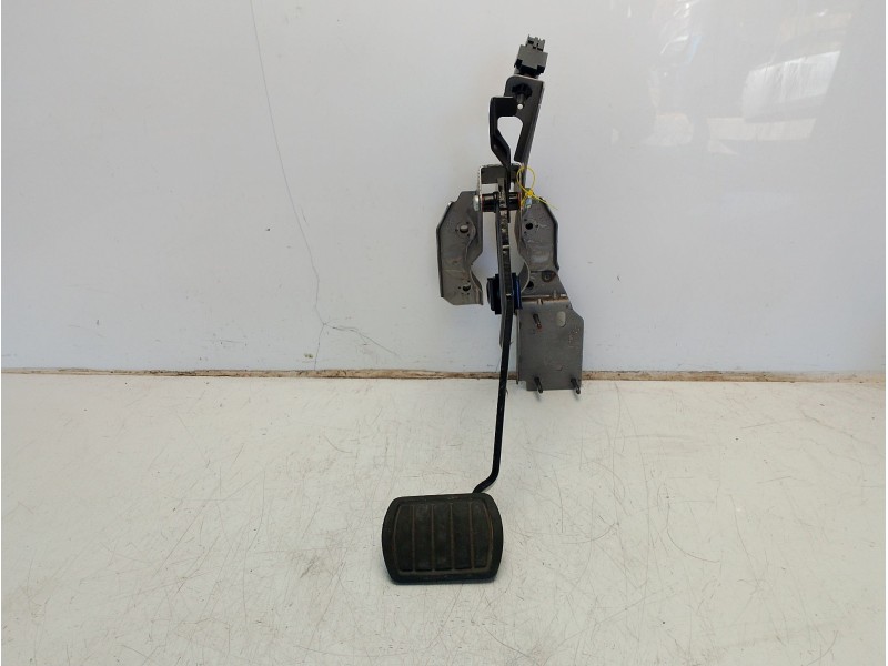 Recambio de pedal freno para peugeot 3008 referencia OEM IAM 9816945780  