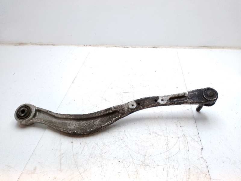 Recambio de brazo suspension inferior trasero derecho para lexus ls (usf4/uvf4) 460 referencia OEM IAM 4870550030  