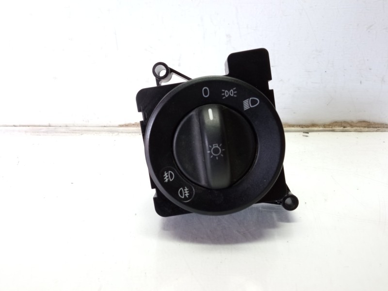 Recambio de mando luces para mercedes-benz sprinter 02.00  caja cerrada referencia OEM IAM A9065450304  