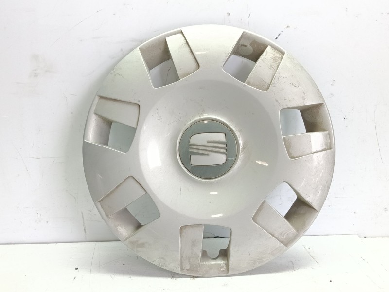 Recambio de tapacubos para seat ibiza (6l1) 1.2 12v referencia OEM IAM 6L0601147  