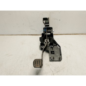 PEDAL FRENO SU001A4740 