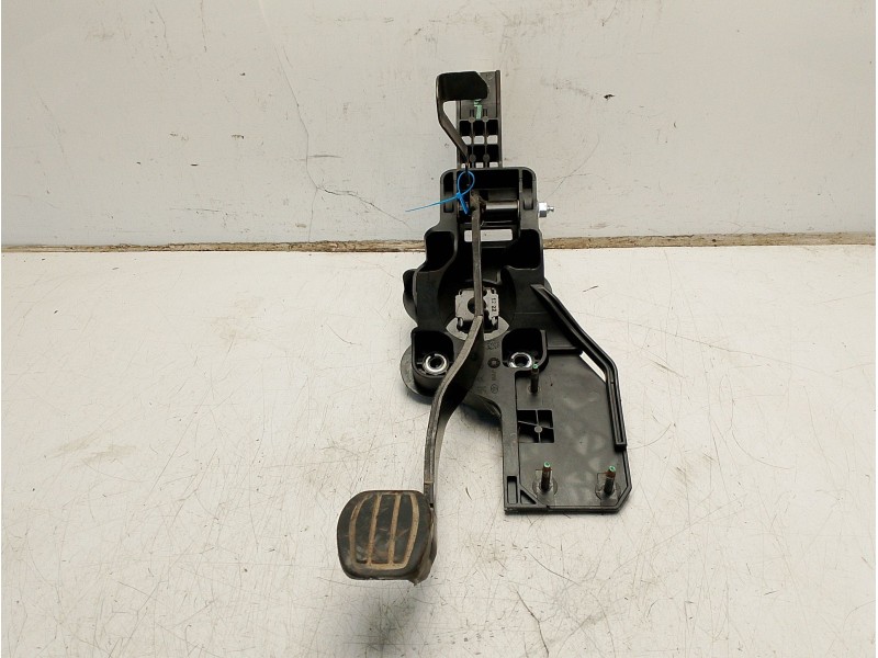 Recambio de pedal freno para toyota proace furgoneta (mdz_) 1.5 d4d (mdz8) referencia OEM IAM SU001A4740  