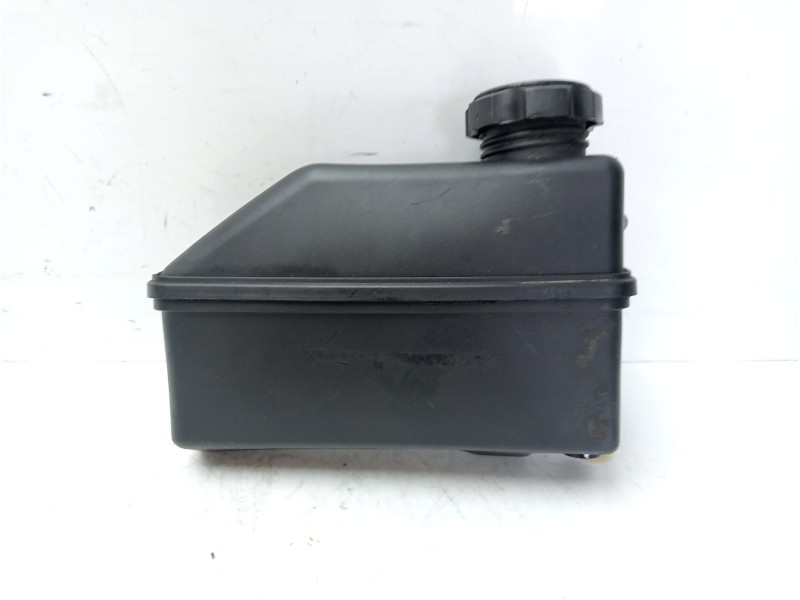 Recambio de deposito servo para volvo c70 cabriolet t5 summum referencia OEM IAM 30665496  
