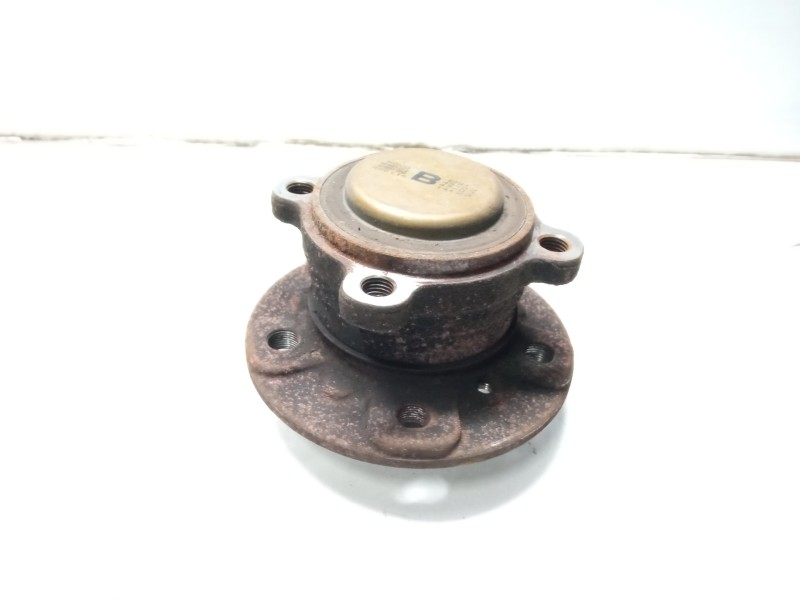 Recambio de buje para bmw serie 2 gran tourer (f46) 2.0 16v referencia OEM IAM 33416858086 68521 
